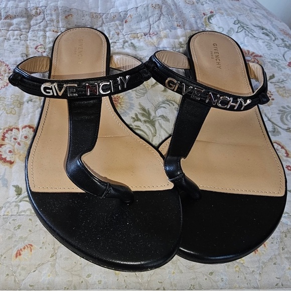 Brand NWOT Givenchy Sandals. US size 7.5 - Picture 1 of 5